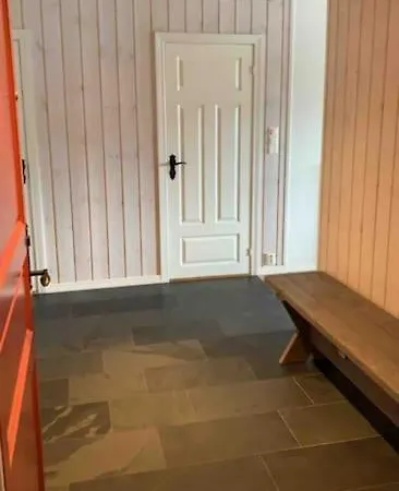 - In & Out - Mountain View * Gaustablikk